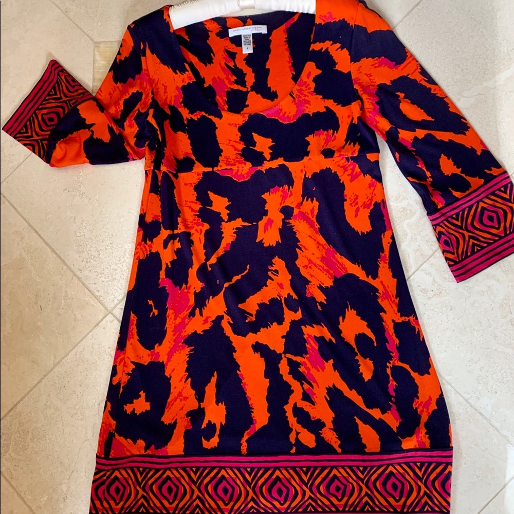 Diane Von Furstenberg 100% silk dress